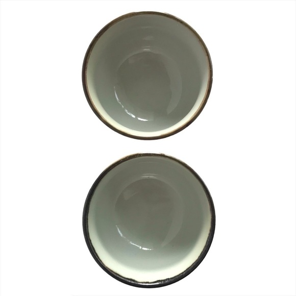 Pair of floral painted stoneware tea or saké cups - Picture 4 of 7